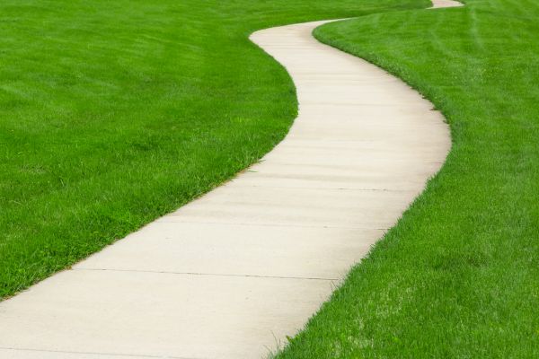 Walkway Building in Manteca