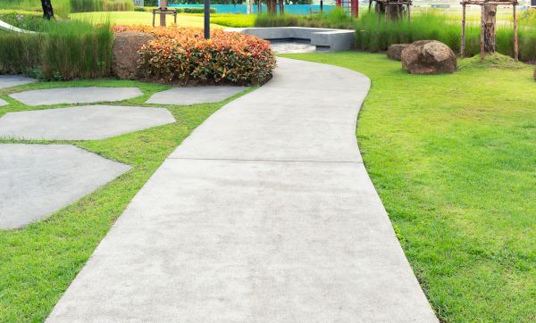 Concrete Sidewalk Installation in Manteca